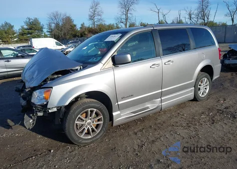 2019 Dodge Grand Caravan Sxt z USA, uszkodzony, nr VIN 2C4RDGCG9KR750857
